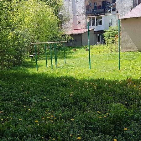 Stepana Bandery Str. 19 Apartment Lviv Luaran gambar